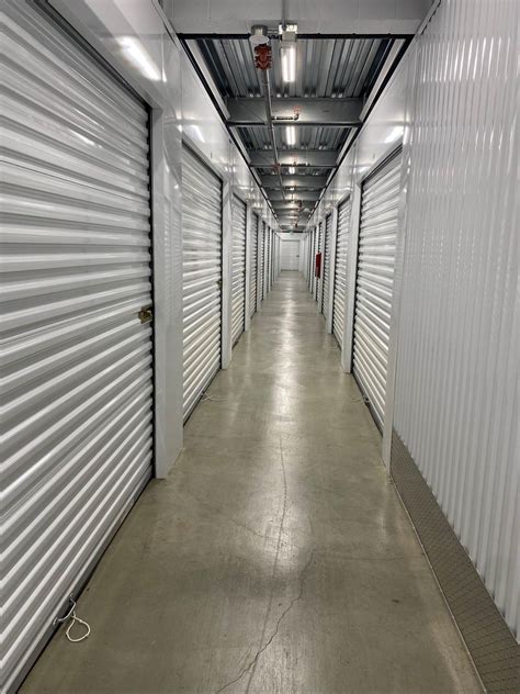 daily storage lockers near me.